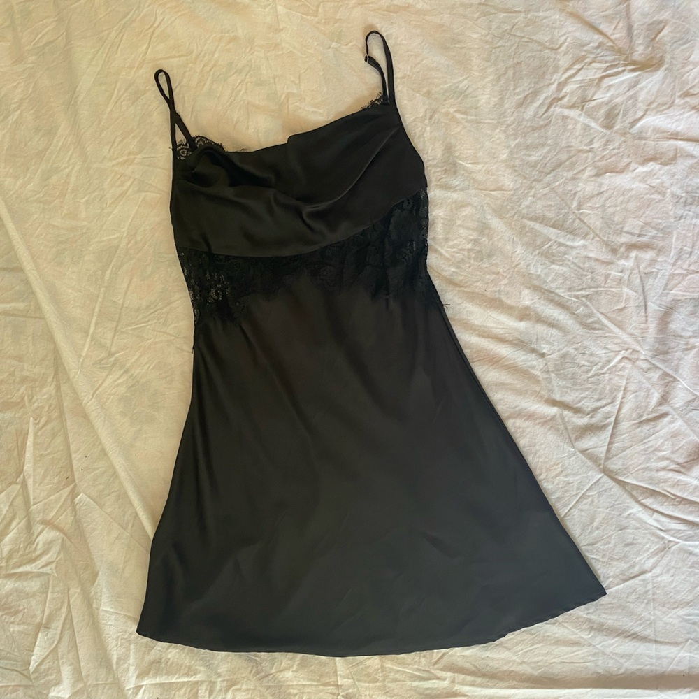 Elegant Black Lace Mini Slip Dress - Small